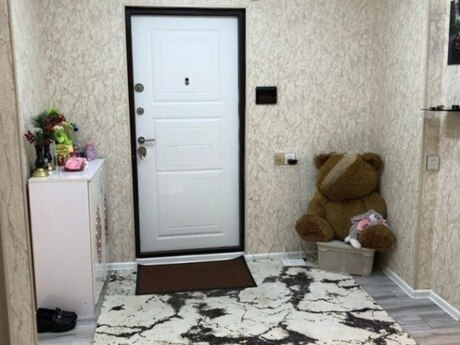 3 otaqlı köhnə tikili - İnşaatçılar m. - 85 m²