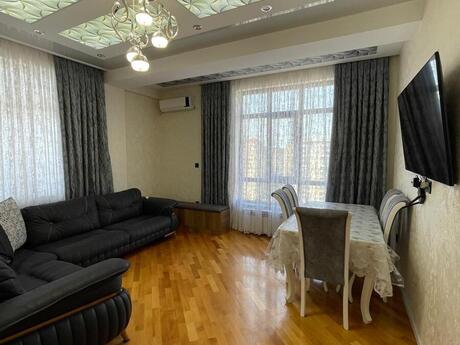 3 otaqlı yeni tikili - İnşaatçılar m. - 120 m²