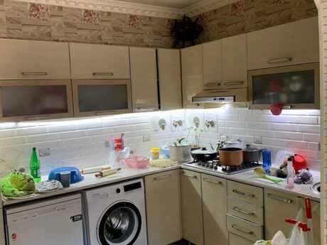 3 otaqlı həyət evi/bağ evi - Xalqlar Dostluğu m. - 140 m²
