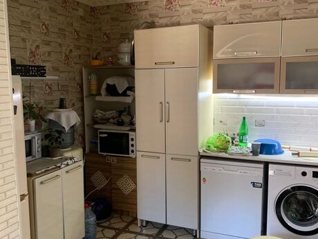 3 otaqlı həyət evi/bağ evi - Xalqlar Dostluğu m. - 140 m²