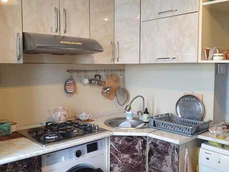 2 otaqlı köhnə tikili - Bakıxanov q. - 52 m²