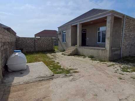 4 otaqlı həyət evi/bağ evi - Binə q. - 145 m²