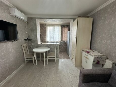 3 otaqlı köhnə tikili - İnşaatçılar m. - 50 m²