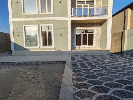 5 otaqlı həyət evi/bağ evi - Hövsan q. - 180 m²