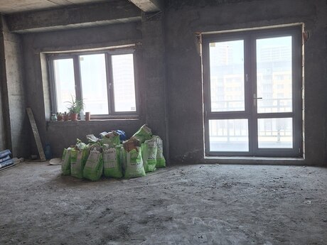 3 otaqlı yeni tikili - Ağ şəhər q. - 150.1 m²