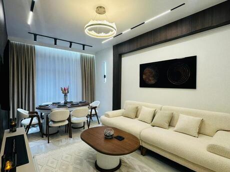 3 otaqlı yeni tikili - Şah İsmayıl Xətai m. - 93 m²