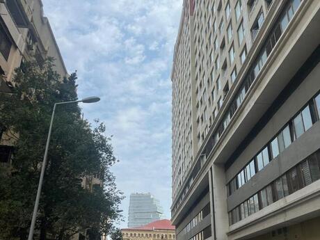 3 otaqlı köhnə tikili - Şah İsmayıl Xətai m. - 60 m²