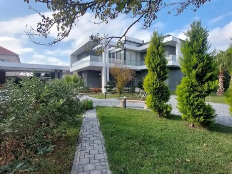 5 otaqlı həyət evi/bağ evi - Bilgəh q. - 400 m²