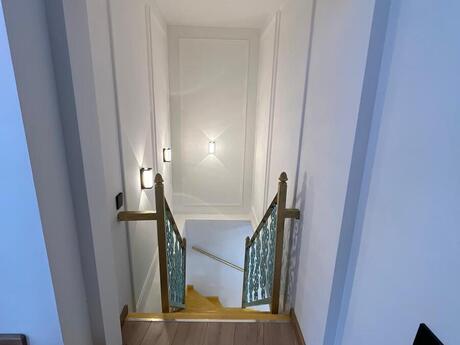 3 otaqlı həyət evi/bağ evi - Azadlıq Prospekti m. - 68 m²
