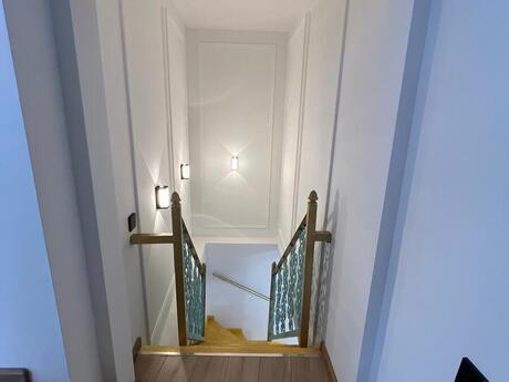 3 otaqlı həyət evi/bağ evi - Azadlıq Prospekti m. - 68 m²