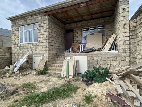 3 otaqlı həyət evi/bağ evi - Yeni Ramana q. - 125 m²