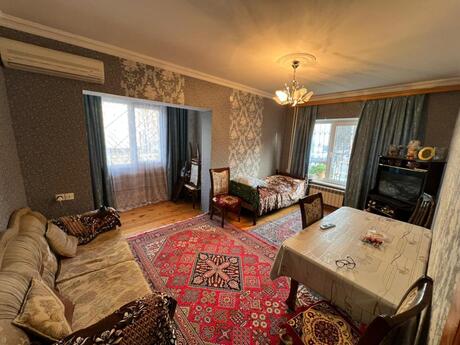 2 otaqlı köhnə tikili - 7-ci mikrorayon q. - 50 m²