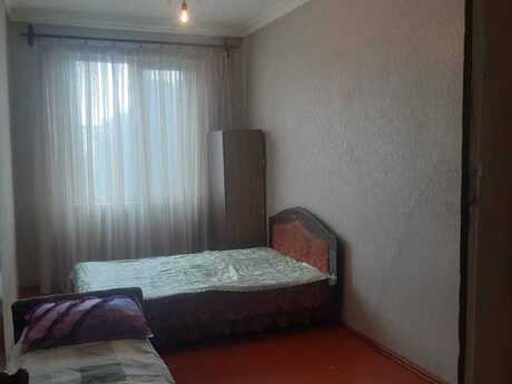 2 otaqlı köhnə tikili - Memar Əcəmi m. - 50 m²