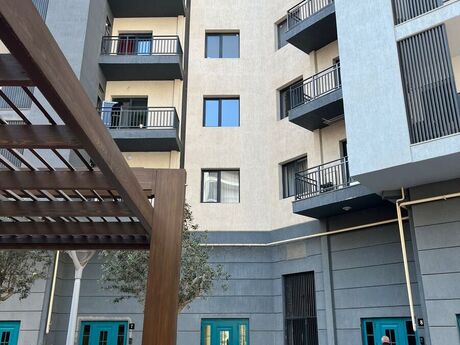 5 otaqlı yeni tikili - Xətai r. - 253.7 m²