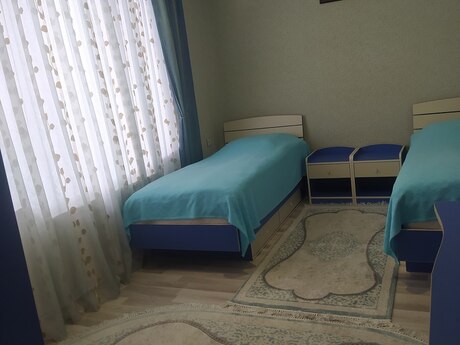 4 otaqlı həyət evi/bağ evi - Qusar - 150 m²
