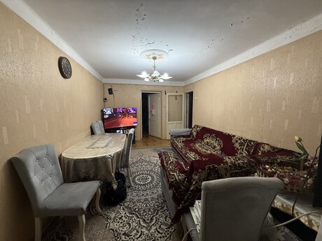 2 otaqlı köhnə tikili - Neftçilər m. - 50 m²