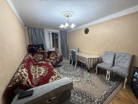 2 otaqlı köhnə tikili - Neftçilər m. - 50 m²