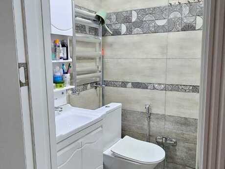 3 otaqlı köhnə tikili - Əhmədli q. - 60 m²