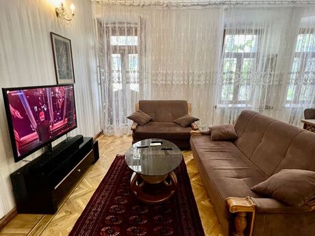 3 otaqlı köhnə tikili - Sahil m. - 135 m²
