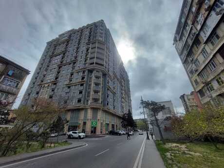 1 otaqlı yeni tikili - 8-ci mikrorayon q. - 72 m²
