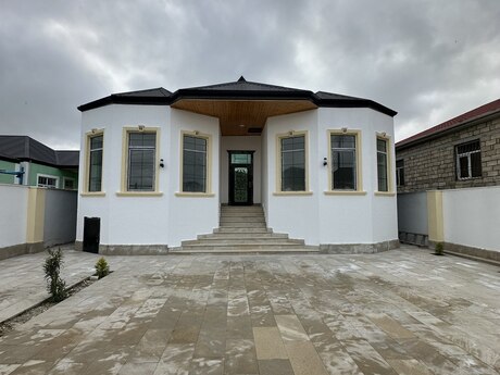 5 otaqlı həyət evi/bağ evi - Savalan q. - 135 m²