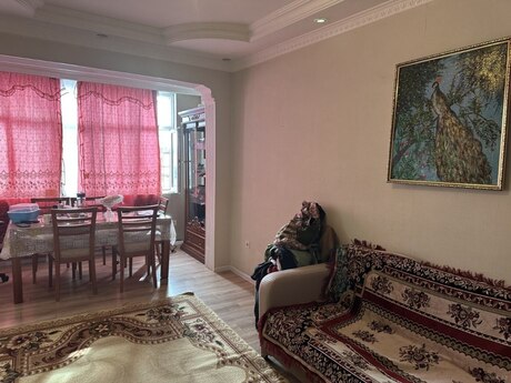 2 otaqlı köhnə tikili - Memar Əcəmi m. - 58 m²
