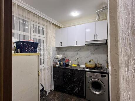 2 otaqlı köhnə tikili - Memar Əcəmi m. - 55 m²
