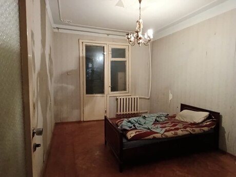 5 otaqlı köhnə tikili - Memar Əcəmi m. - 120 m²