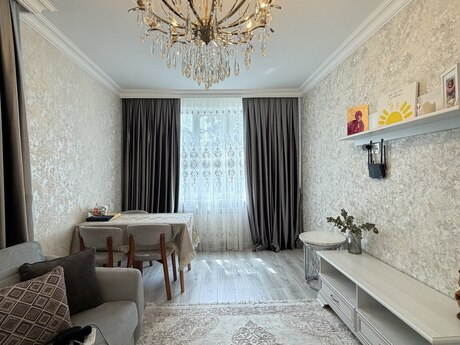 2-комн. вторичка - пос. Бакиханова - 65 м²
