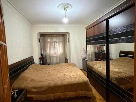 4 otaqlı köhnə tikili - Memar Əcəmi m. - 110 m²