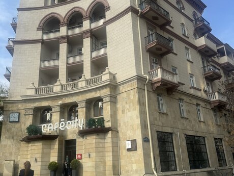 3 otaqlı köhnə tikili - Nizami m. - 100 m²