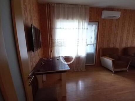 2 otaqlı köhnə tikili - Əhmədli m. - 70 m²