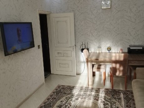 2 otaqlı köhnə tikili - 20 Yanvar m. - 40 m²