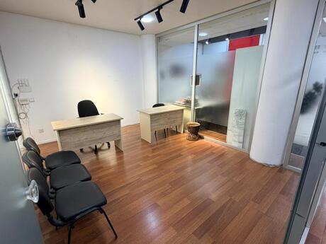 1 otaqlı ofis - 28 May m. - 23 m²
