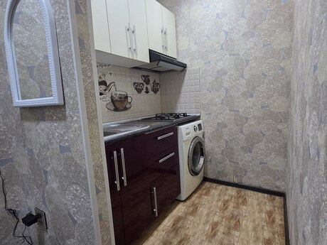 2 otaqlı köhnə tikili - Memar Əcəmi m. - 45 m²