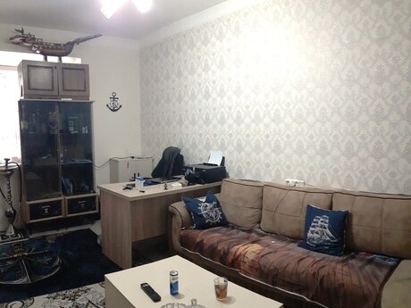 2 otaqlı köhnə tikili - Memar Əcəmi m. - 35 m²
