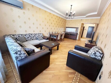 3 otaqlı yeni tikili - Badamdar q. - 130 m²