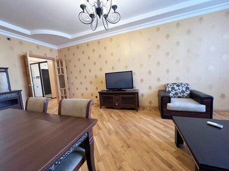 3 otaqlı yeni tikili - Badamdar q. - 130 m²