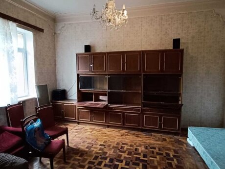 2 otaqlı köhnə tikili - Nəsimi r. - 60 m²