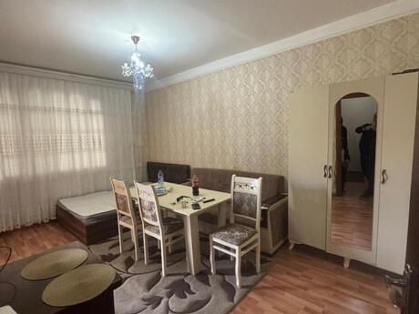 1 otaqlı köhnə tikili - Memar Əcəmi m. - 35 m²