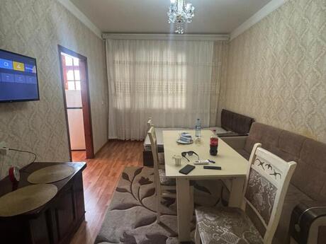 1 otaqlı köhnə tikili - Memar Əcəmi m. - 35 m²