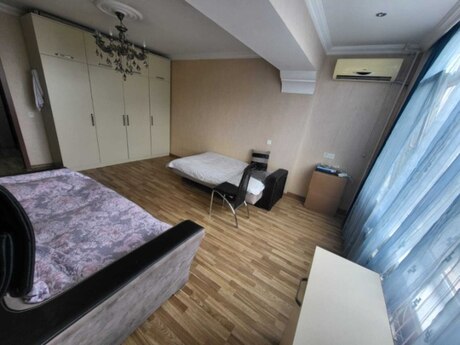 1 otaqlı köhnə tikili - Gənclik m. - 45 m²