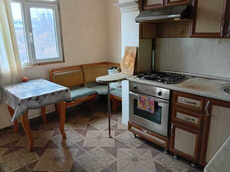 3 otaqlı köhnə tikili - Nəriman Nərimanov m. - 80 m²