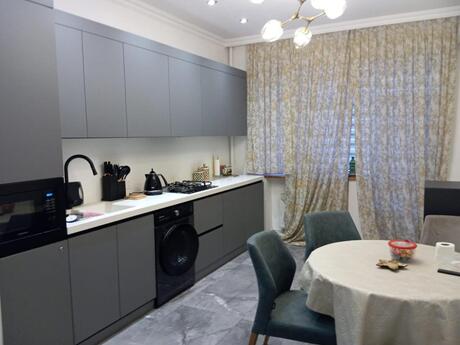 Elan №6097143 - Bakı, İnşaatçılar m., 2 otaqlı, 115 m², 5/12 mərtəbə