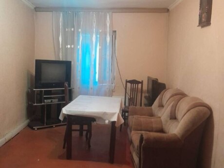 3 otaqlı həyət evi/bağ evi - Yasamal q. - 100 m²