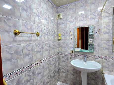 2 otaqlı köhnə tikili - Qara Qarayev m. - 68 m²