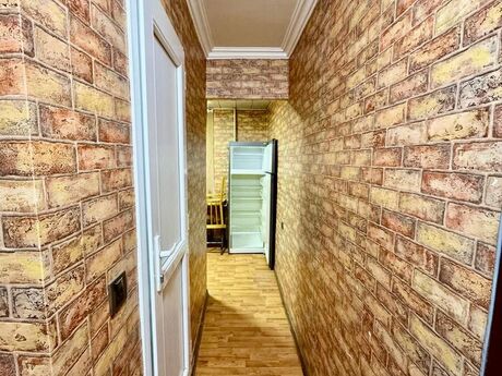 2 otaqlı köhnə tikili - Elmlər Akademiyası m. - 50 m²