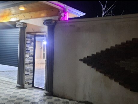 5 otaqlı həyət evi/bağ evi - Şüvəlan q. - 130 m²