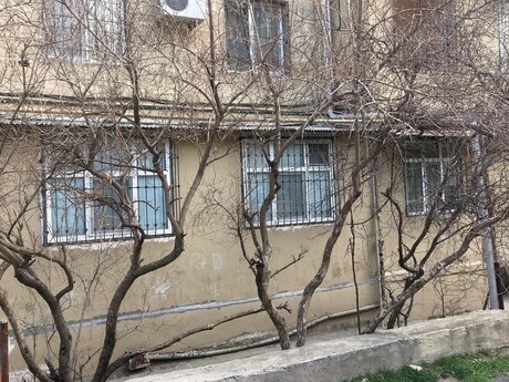 Elan №6097232 - Bakı, Azadlıq Prospekti m., 3 otaqlı, 160 m², 2/5 mərtəbə
