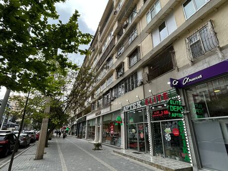 Elan №6097227 - Bakı, Azadlıq Prospekti m., 5 otaqlı, 150 m², 6/9 mərtəbə